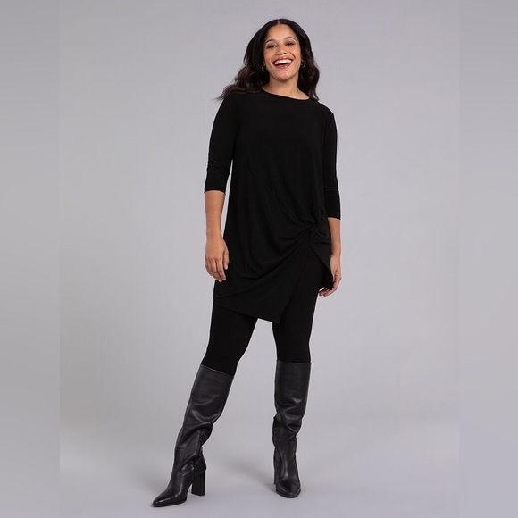Sympli Side Twist Tunic Black 3/4 Sleeve - Picture 1 of 13